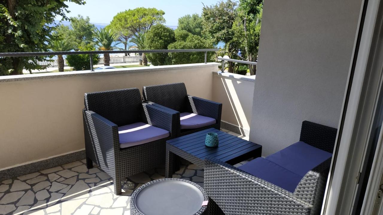 Apartman Katnic By The Beach Crikvenica Bagian luar foto