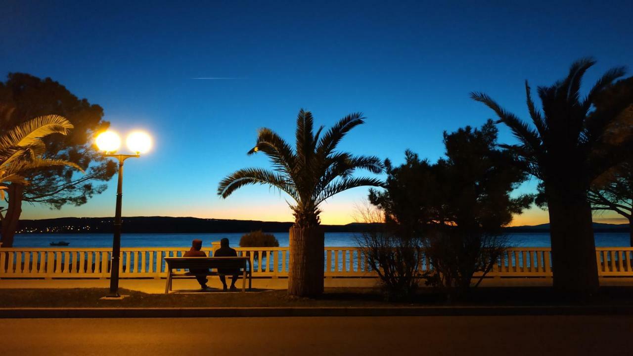 Apartman Katnic By The Beach Crikvenica Bagian luar foto